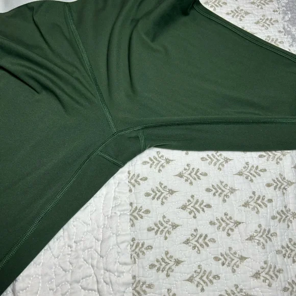 Pink Active Victoria's Secret Green White Gold Elastic Waist Athletic Leggings M - Picture 8 of 9